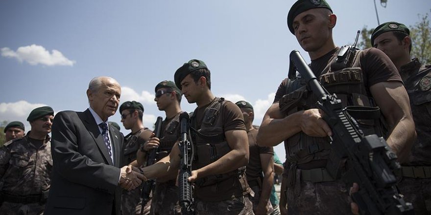 Bahçeli Özel Harekat Daire Başkanlığını ziyaret etti
