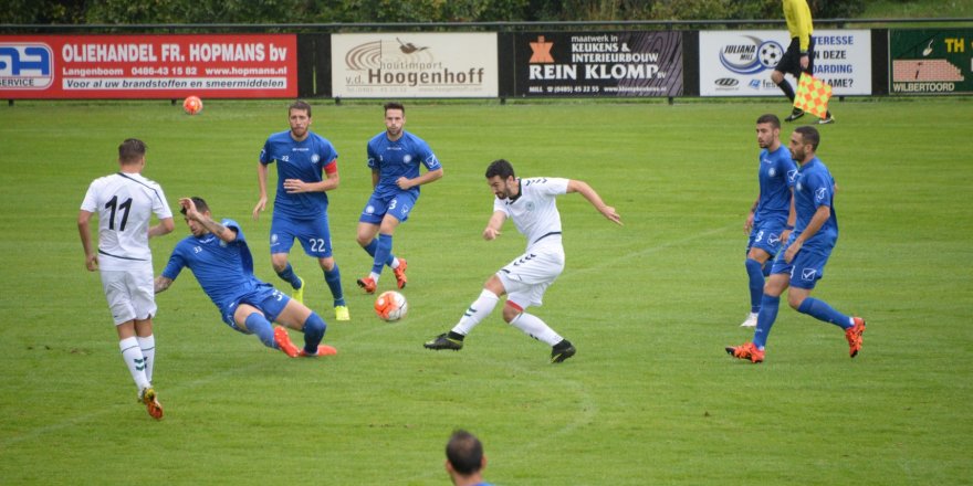 Üç dakikada iki gol