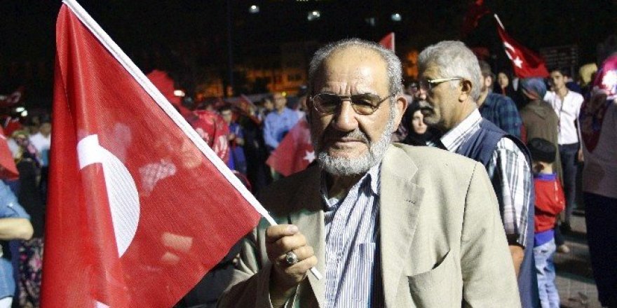 Nöbetini hiç aksatmadı