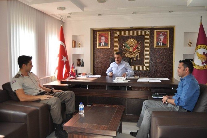 Üsteğmen Burak Çelik’ten, Başkan Tutal’a ziyaret