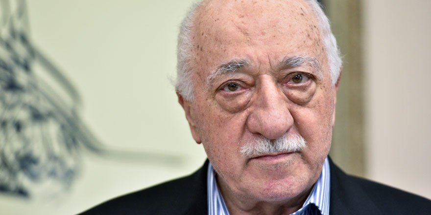 FETÖ elebaşı için yazdığı şiirlerle tanınan şair yakalandı