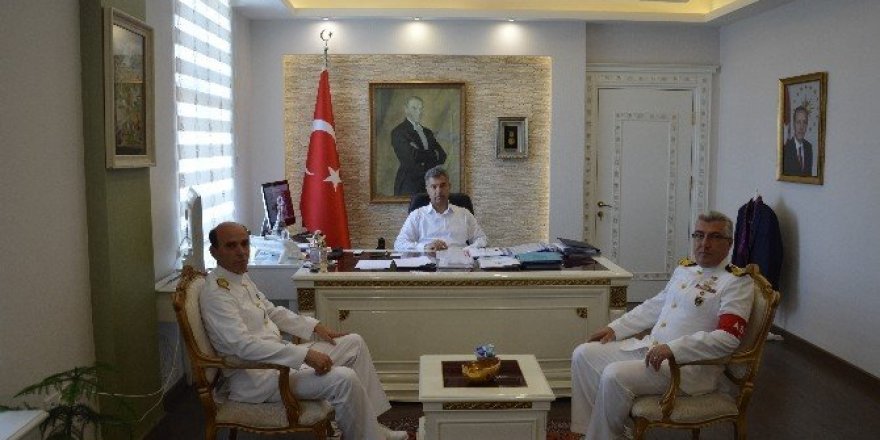 Tuğamiral Mithat Kemal Algül göreve başladı