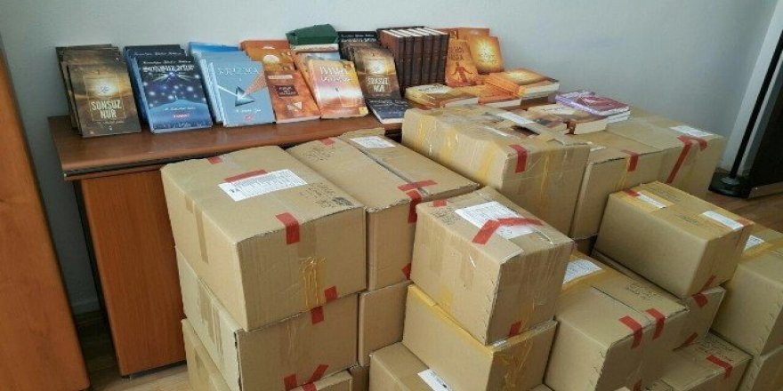 130 iş yerinde FETÖ/PDY liderine ait bin 161 materyal ele geçirildi