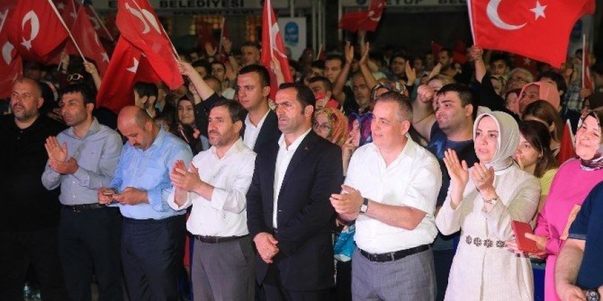 Eyüp Sultan’dan FETÖ’ye uluslararası darbe