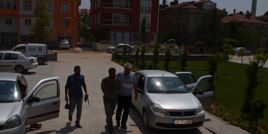 Telefon dolandırıcısı suçüstü yakalandı