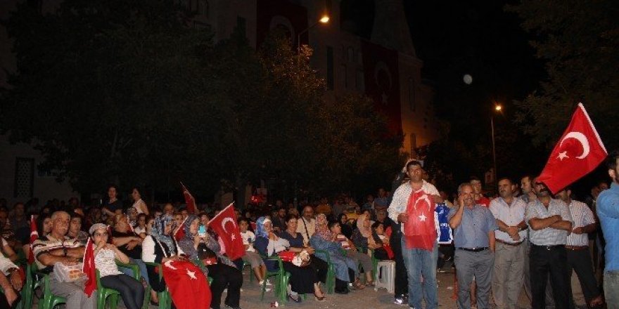 Iğdır’da demokrasi mitingi
