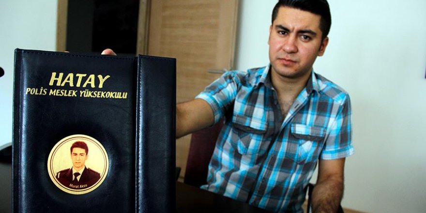 'Bir odada soru çaldırıp, öbür odada namaz kıldırdılar'
