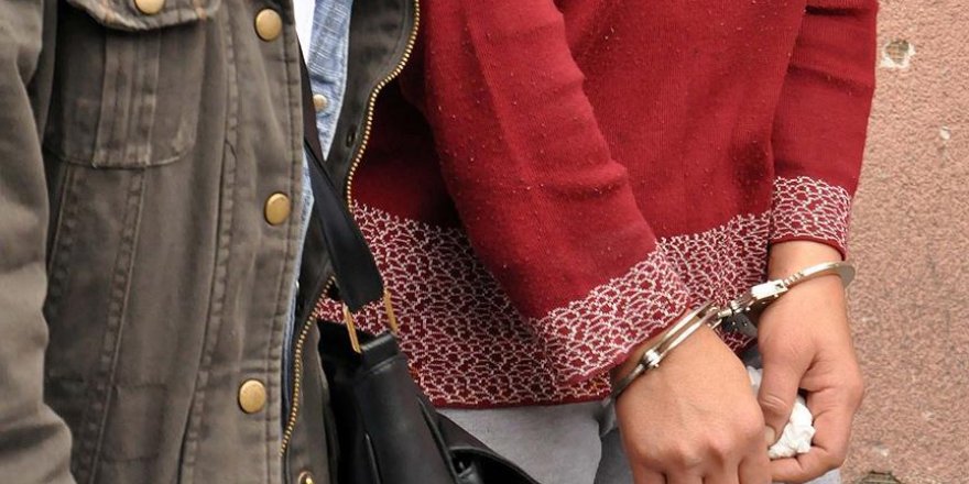 Tüfekle özçekim yaparken oğlunu öldürdüğü iddiası