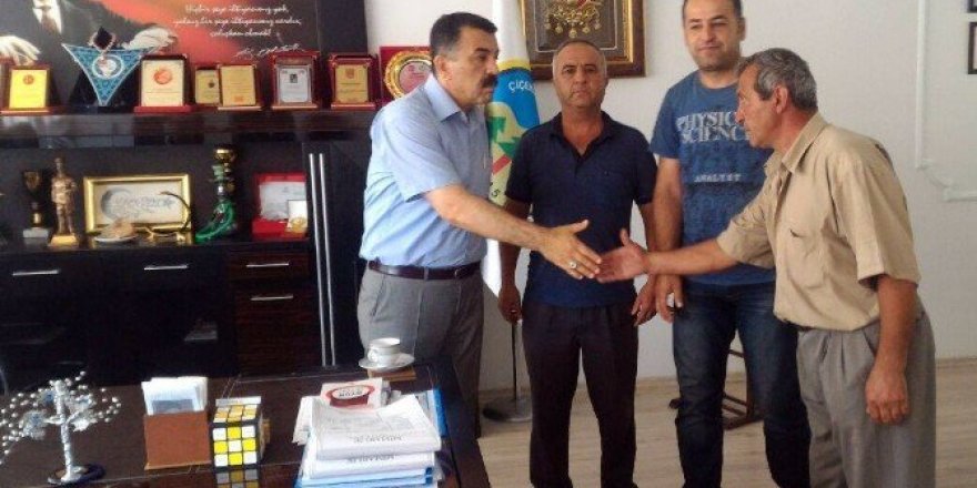 Temizlik işçilerinden örnek davranış