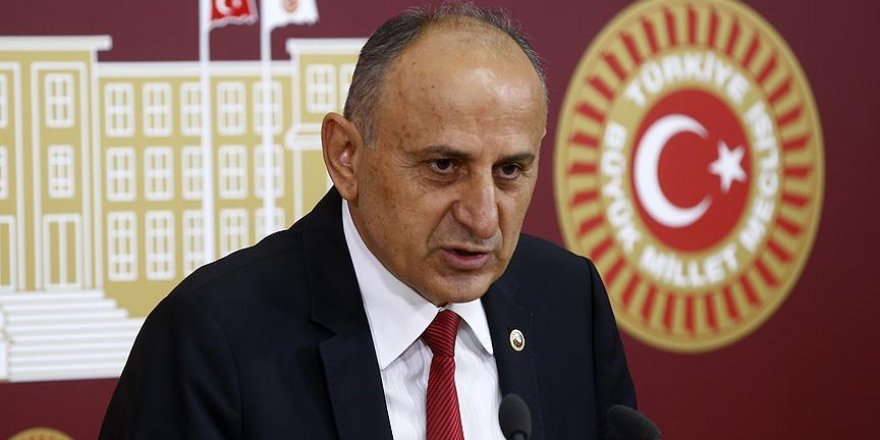 "Islak imza"da kumpas soruşturması: 13 tutuklama