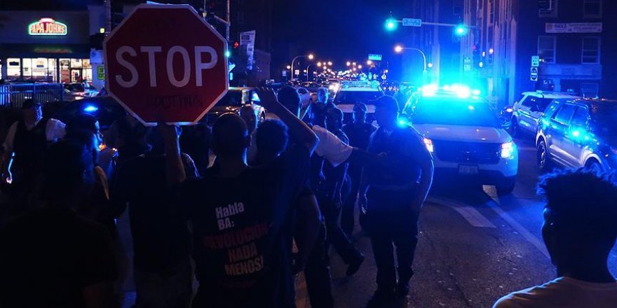 ABD'de siyahilere yönelik sert müdahaleler protesto edildi