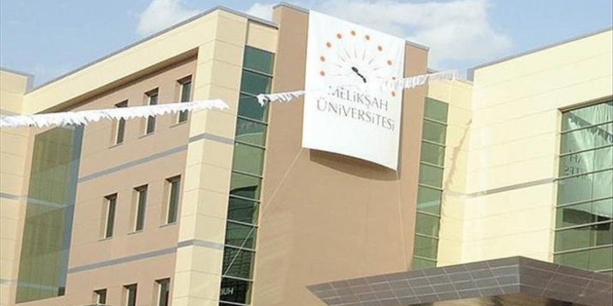 O üniversitede 100 kişi hakkında gözaltı kararı!