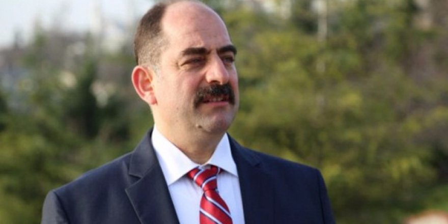 Firari savcı Zekeriya Öz evraklara farklı imza atmış