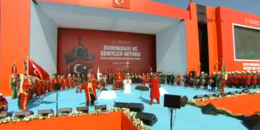 Yenikapı mitinginde mehteran şov