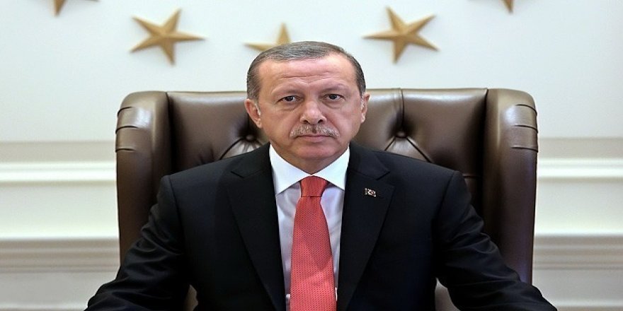 Cumhurbaşkanı Erdoğan helikopterle miting alanına geldi