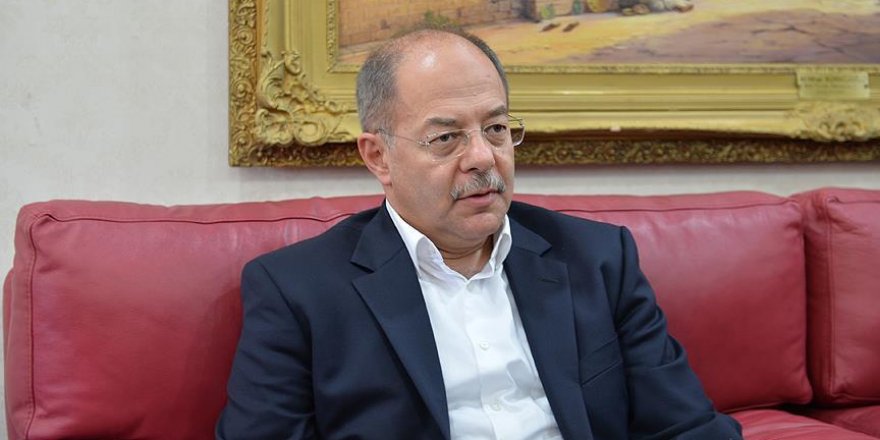 'Darbe girişiminden 24 gün sonra dimdik ayaktayız'