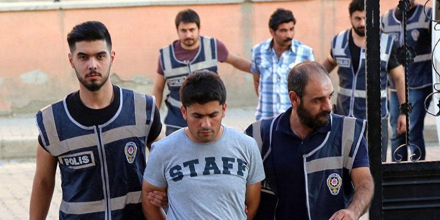 Yüksekova'da 5 FETÖ gözaltısı