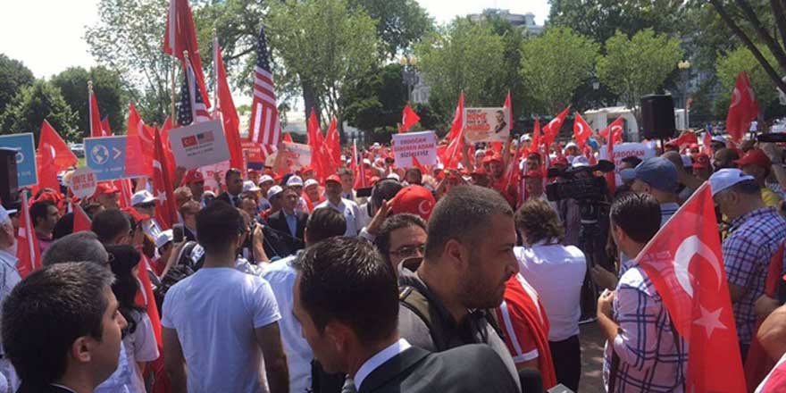 ABD'de de Türkler tek yürek