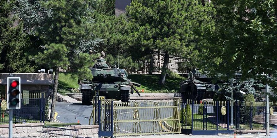 Darbecilerin karartma girişimini 'yedek sunucu' boşa çıkardı