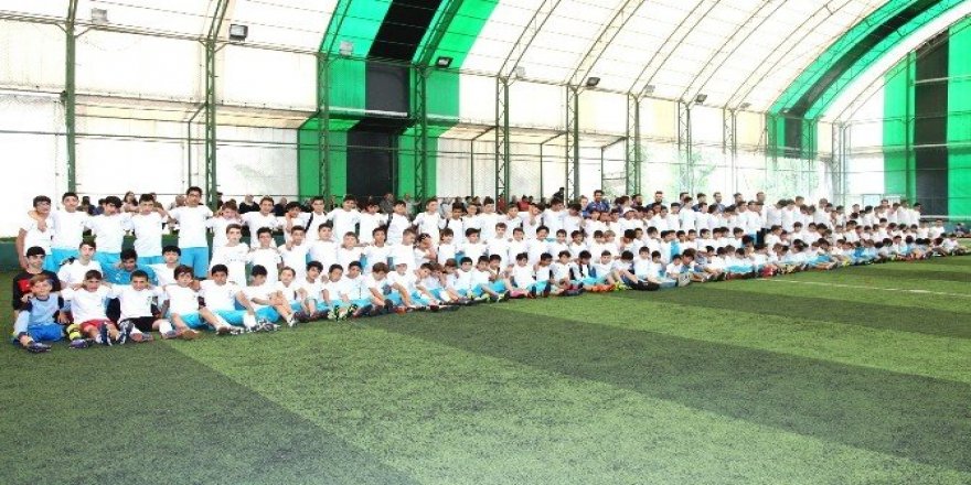 Küçükçekmece’nin futbolcu fabrikası