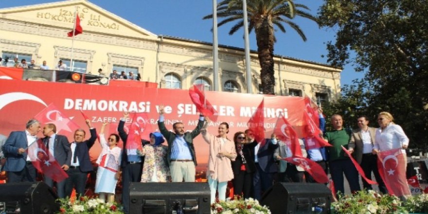 İzmirli vekillerden Yenikapı yorumu