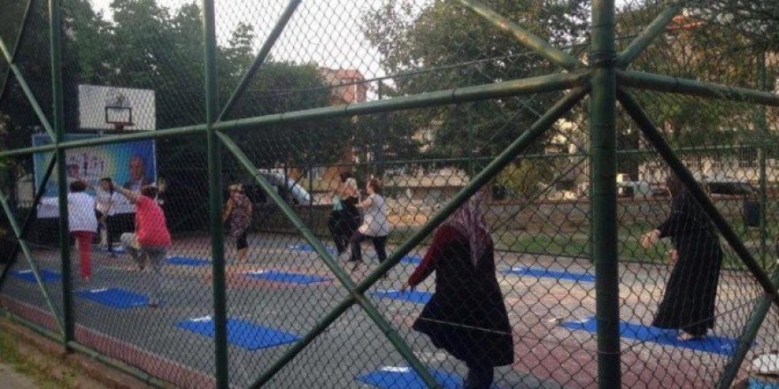 "Sağlıklı Yaşam, Bilinçli Spor” etkinliğine Kartal’da yoğun ilgi