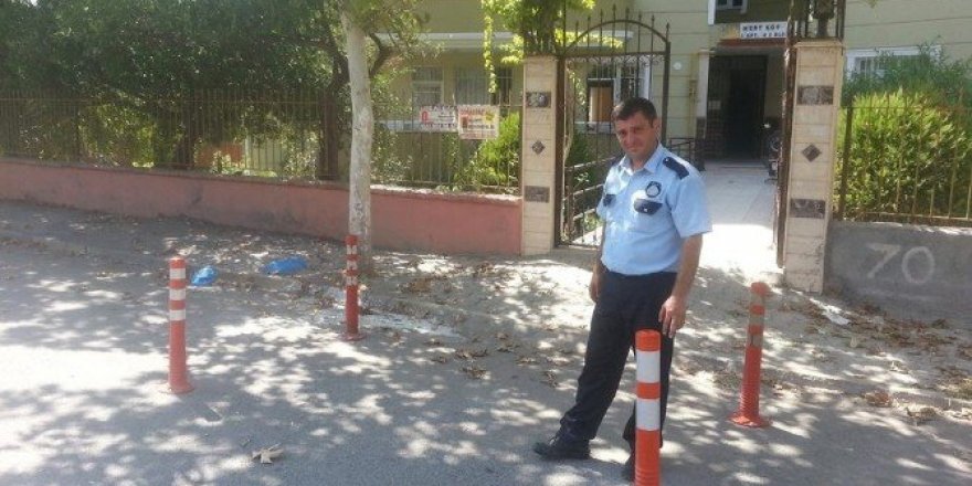 Engelli vatandaşın imdadına zabıtalar yetişti