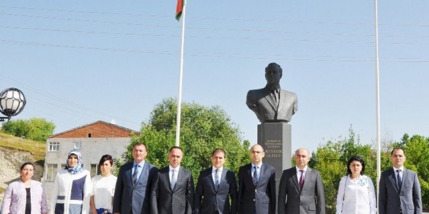 Azerbaycan’ın yeni Kars Başkonsolosu Nuri Guliyev görevine başladı