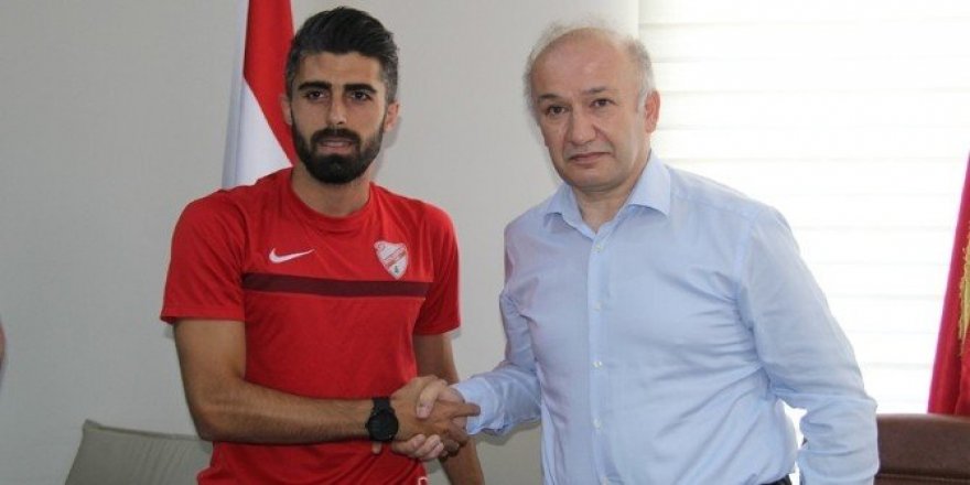 Boluspor Hakan Arslan’ı renklerine bağladı