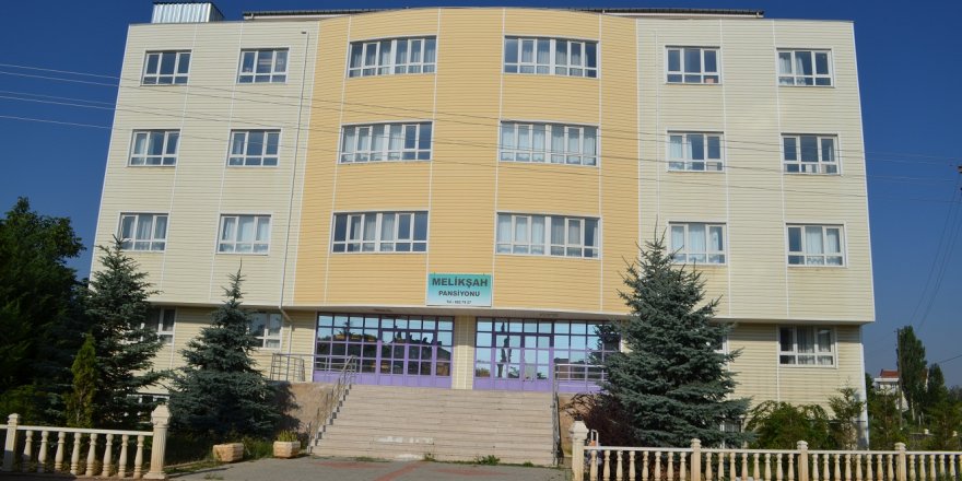 FETÖ'nün okulu halkın hizmetine sunuldu