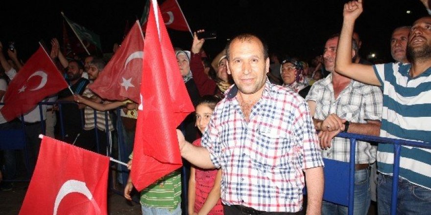 Türkiye tek vücut oldu