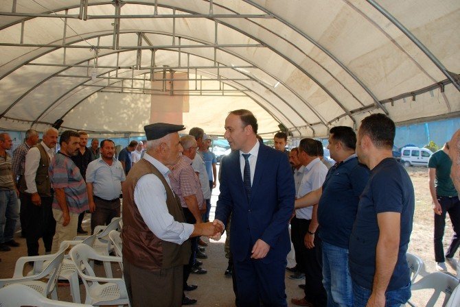 Şehit ailesine taziye ziyareti
