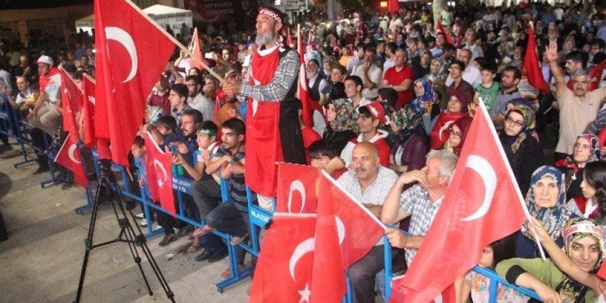 Elazığ’da demokrasi nöbeti sona erdi