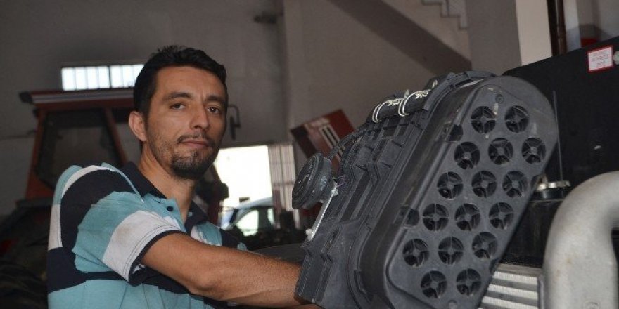 Traktör tamirciliğinde baba-oğul dayanışması