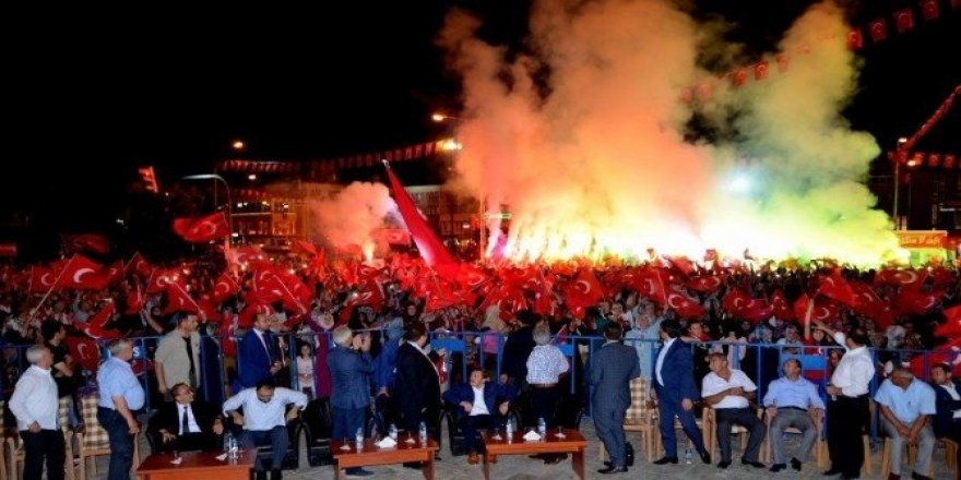 Erzincan demokrasi nöbetine noktayı koydu