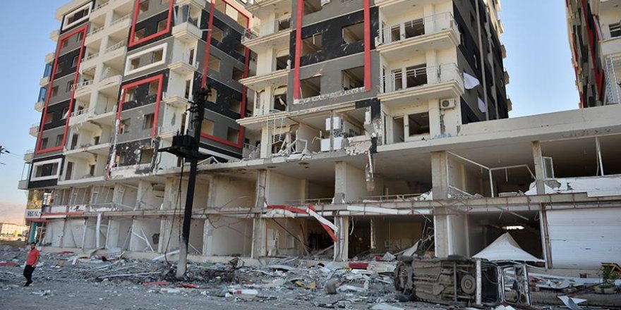 Mardin'deki patlamanın şiddeti gün ağarınca ortaya çıktı