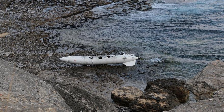 Kandıra sahilinde boru şeklinde cisim bulundu