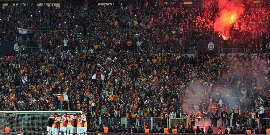 Futbolda tarihi karar! Yasak kalkıyor