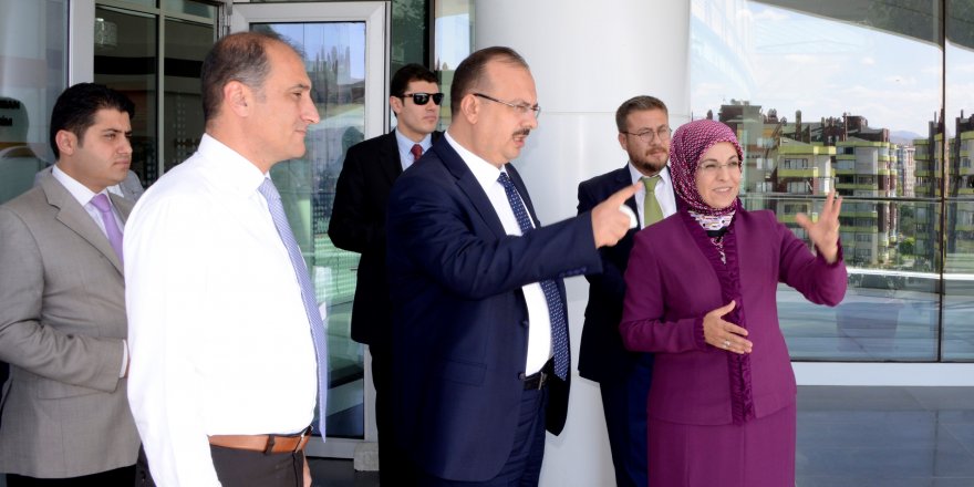 Vali Canbolat’tan Başkan Toru’ya ziyaret
