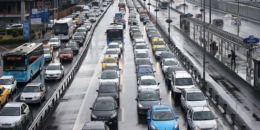 Trafik sigortasında prim düşüşü sürüyor