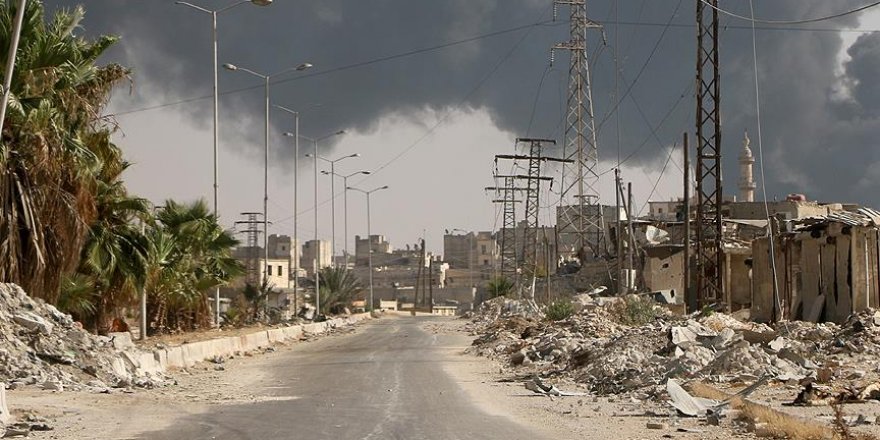 SAK ve PYD Fırat'ın batısındaki Münbiç'i ele geçirdi