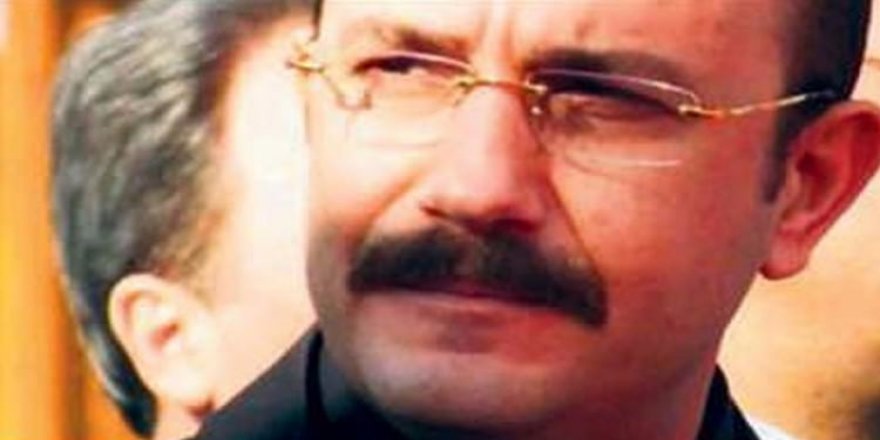 Ters hilalli bayrakla FETÖ’ye savaş açtı