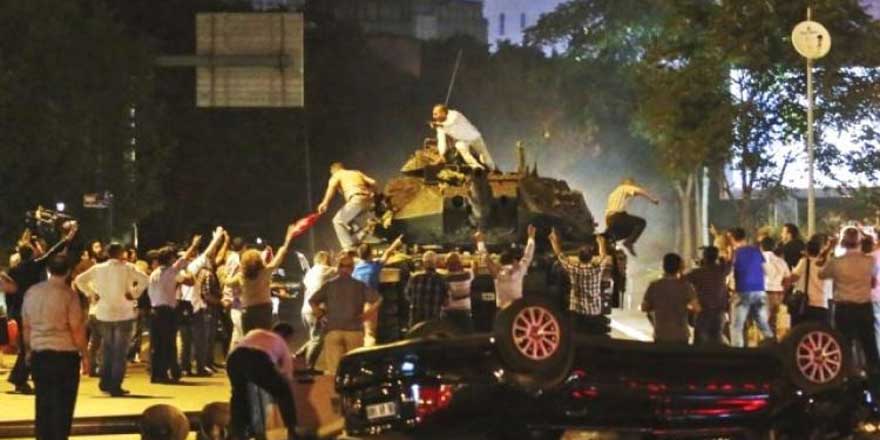 CIA, web sitesinden 15 Temmuz'u yazdı!