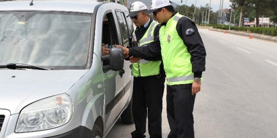 Egzosu abartanlara polis ceza yağdırdı