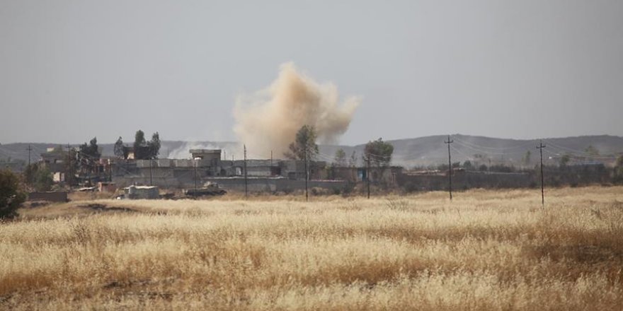 Peşmerge Musul'da 4 köyü DAEŞ'ten geri aldı