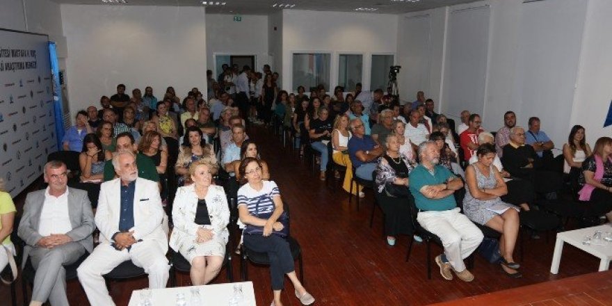 Urla’nın bağbozumu geleneği konuşuldu