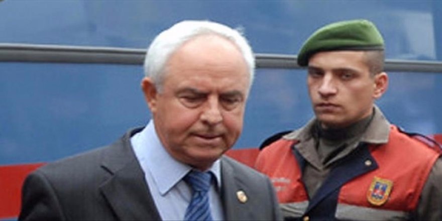 Emekli Koramiral Sağdıç: 61. sıradaki hain için 60 albaya kıydılar