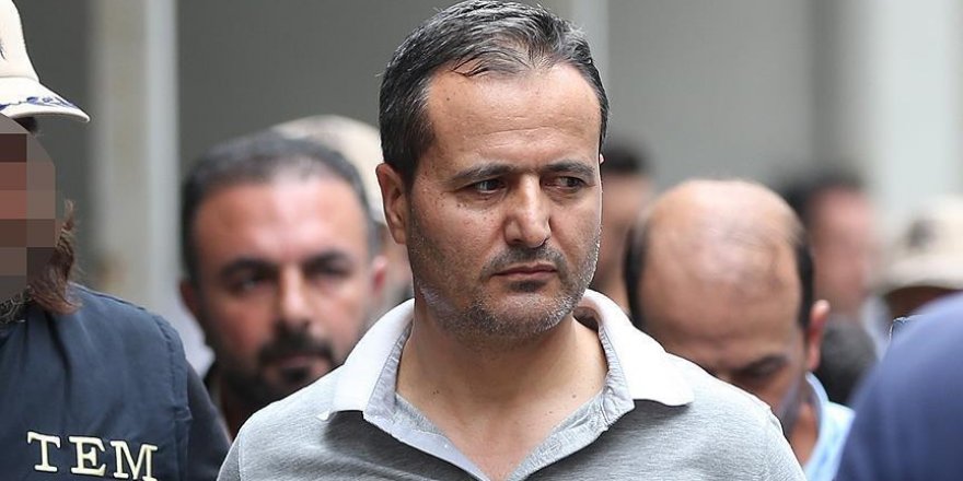 Darbeci komutana özel ilgi gösteren astsubaya dava