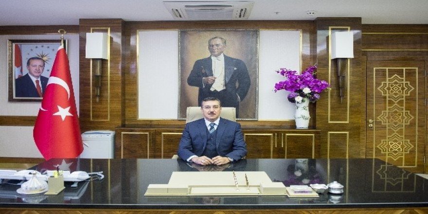 Gümrük ve Ticaret Bakanı Bülent Tüfenkci’nin 15. yıl mesajı