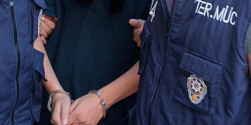 Kilis'te bir emniyet müdürü ile 2 polis tutuklandı